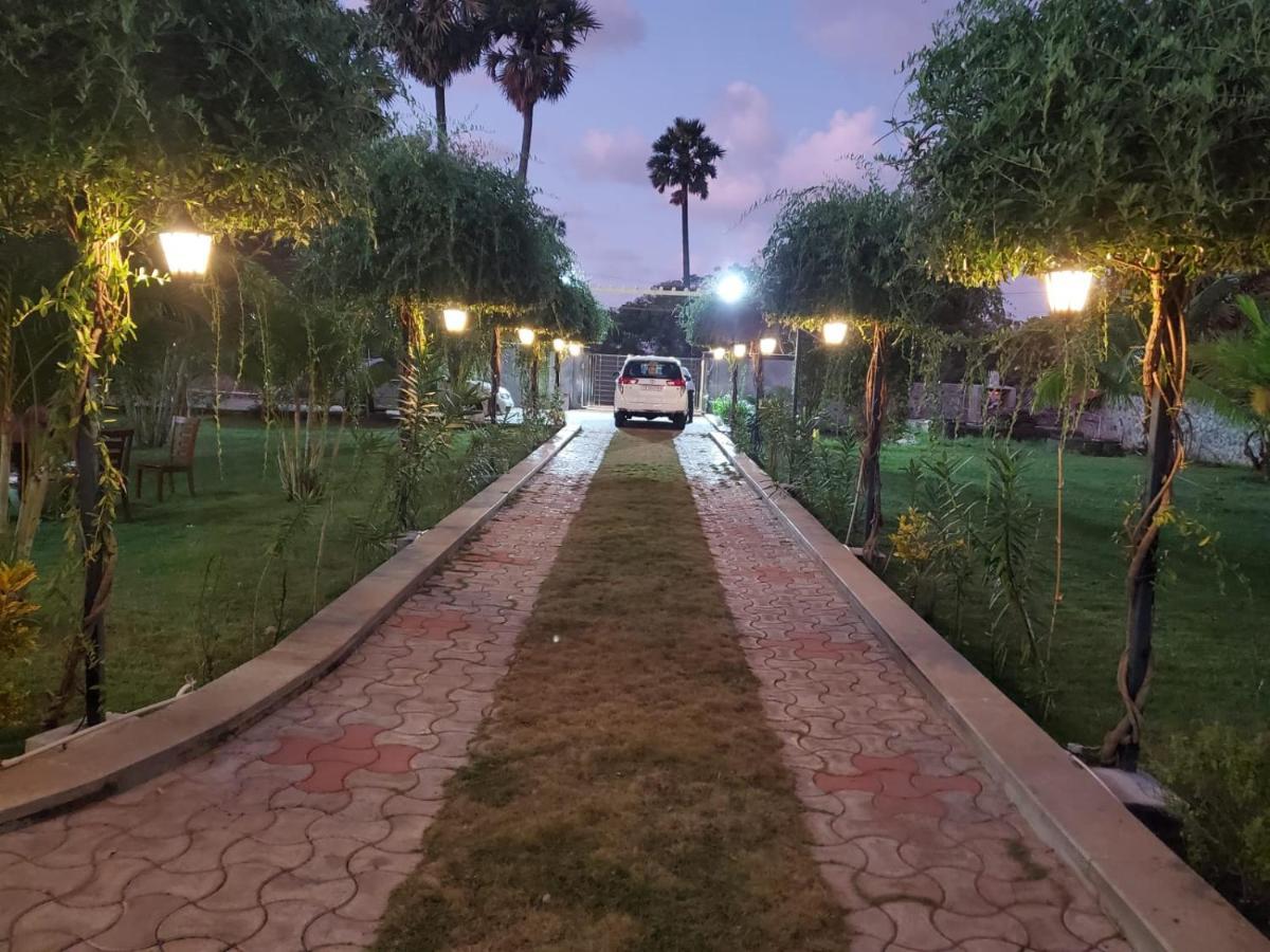 Seagull'S Nest Beach House - Unit Of Prohotel Chennai Bagian luar foto