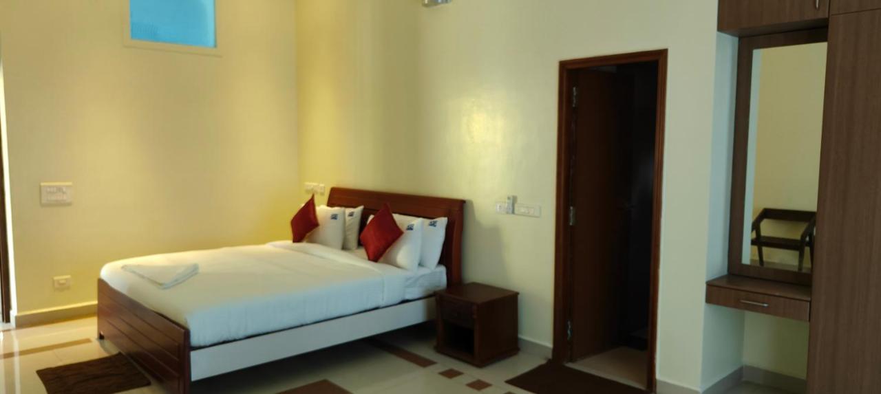 Seagull'S Nest Beach House - Unit Of Prohotel Chennai Bagian luar foto